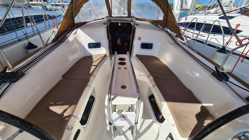Jeanneau Sun Odyssey 349 | Lapwing