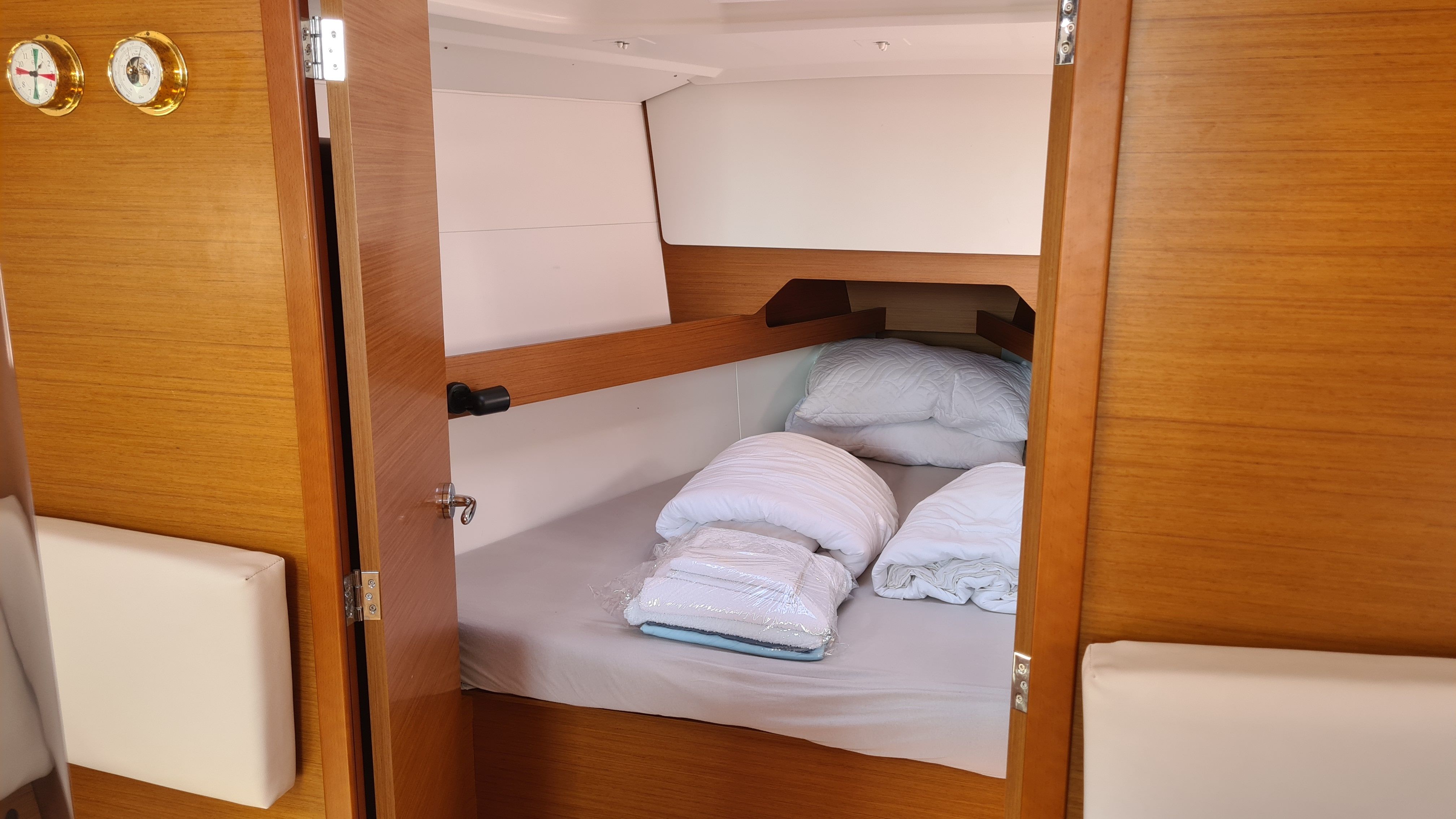 Jeanneau Sun Odyssey 349 | Lapwing