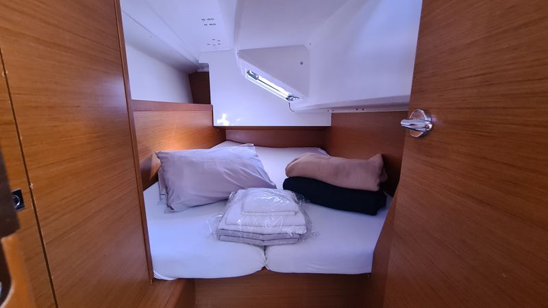 Jeanneau Sun Odyssey 349 | Lapwing