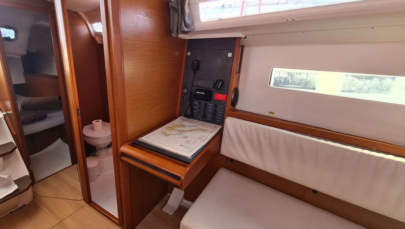 Jeanneau Sun Odyssey 349 | Lapwing