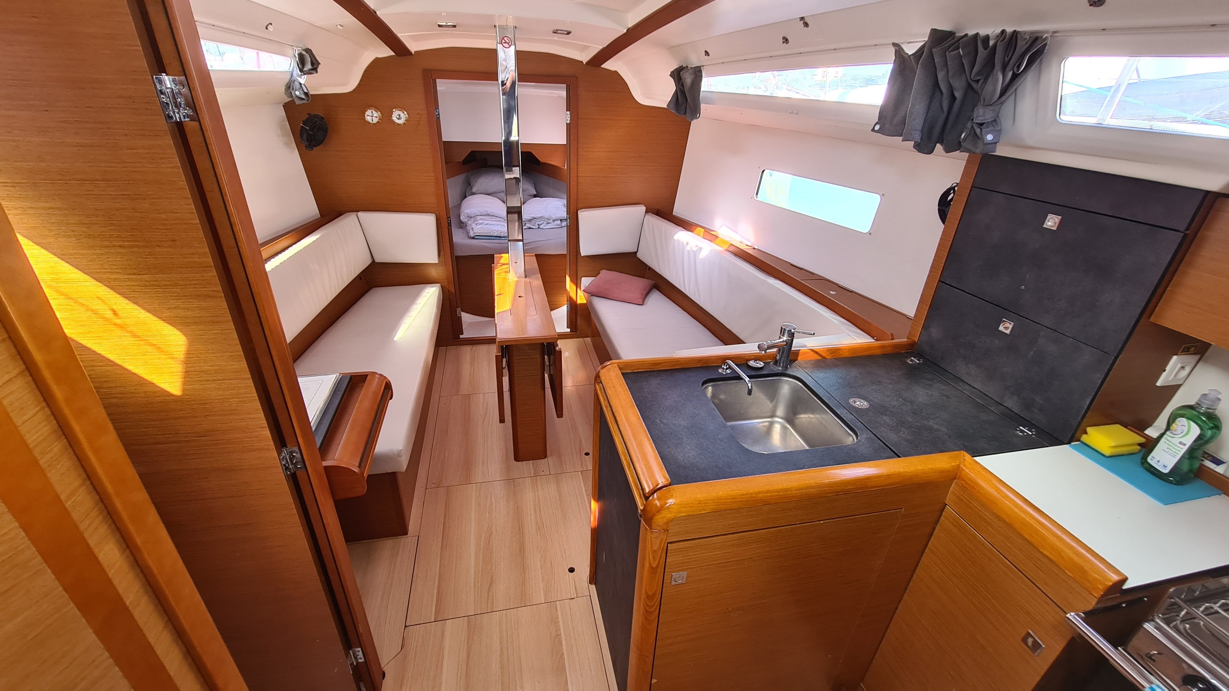 Jeanneau Sun Odyssey 349 | Lapwing