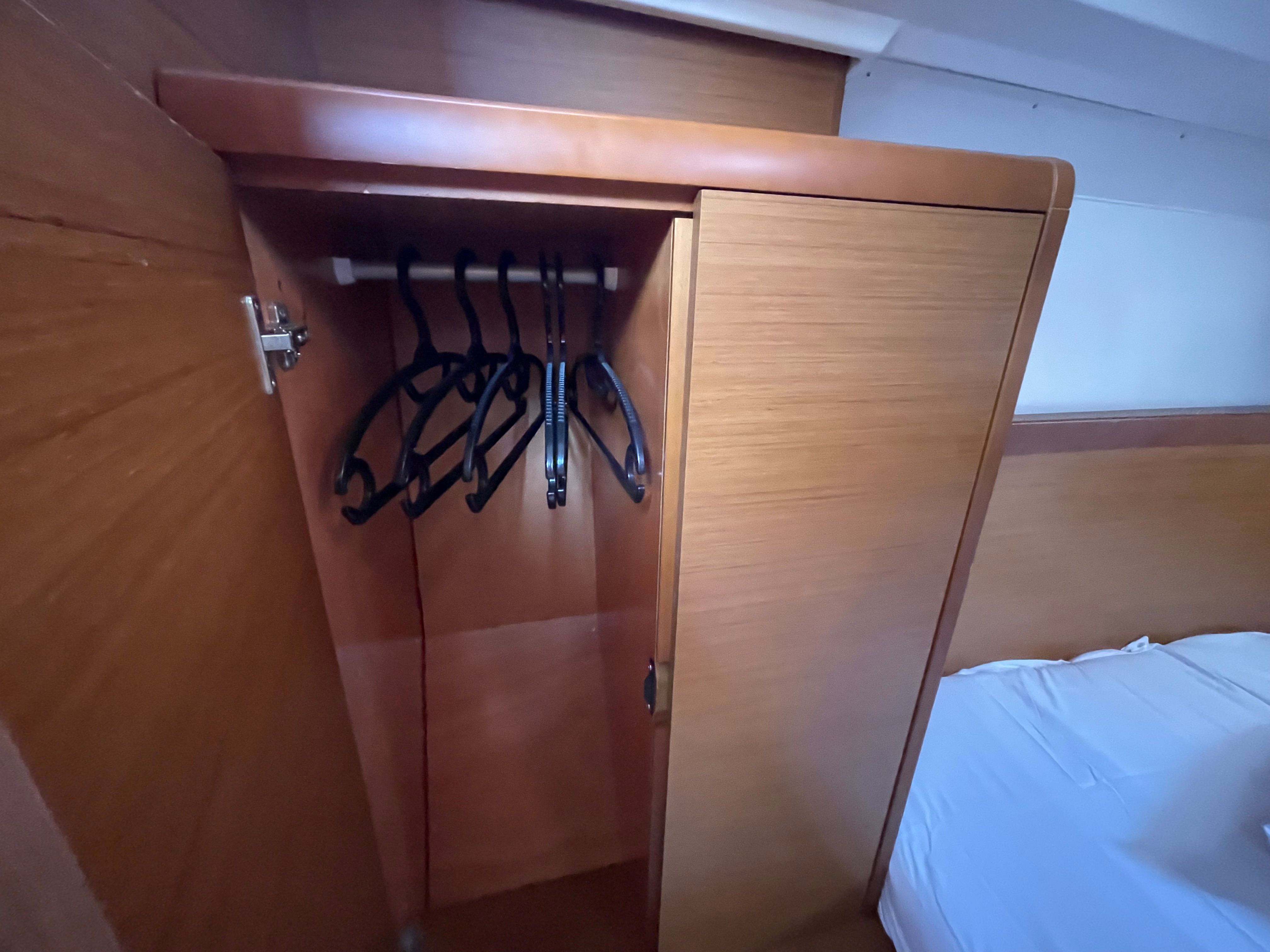Jeanneau Sun Odyssey 349 | Little Owl
