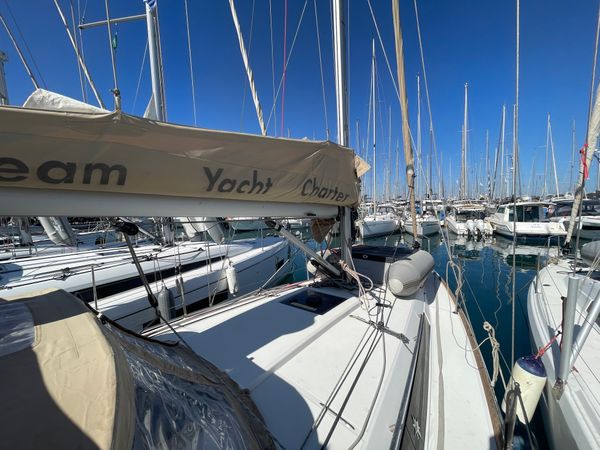 Jeanneau Sun Odyssey 349 | Little Owl