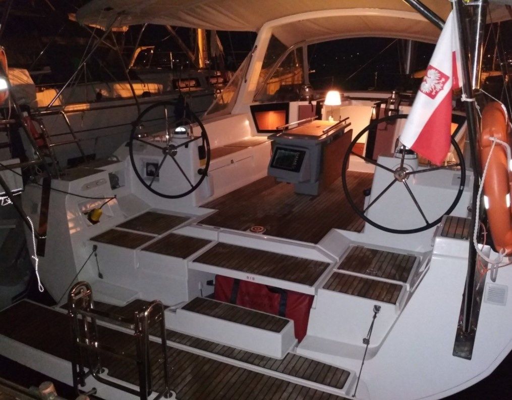 Beneteau Oceanis 45 | Dark Horse