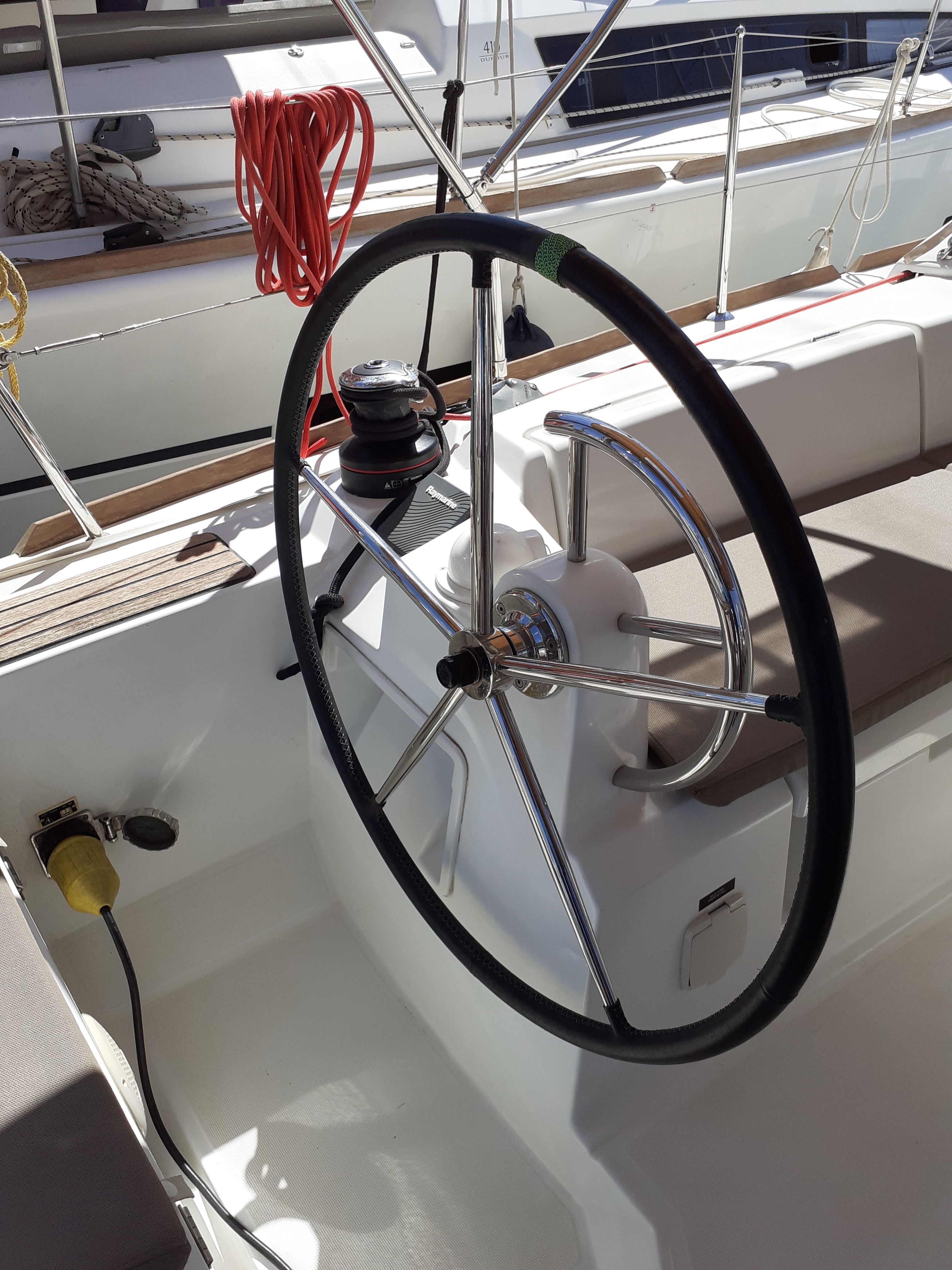 Jeanneau Sun Odyssey 389 | Peacok