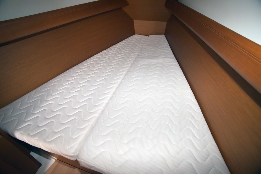 Jeanneau Sun Odyssey 389 | Pitta