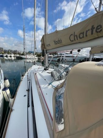 Jeanneau Sun Odyssey 389 | Plover