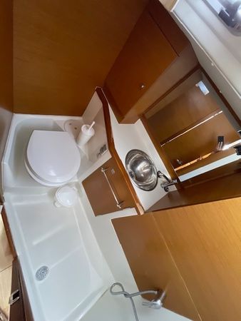 Jeanneau Sun Odyssey 389 | Plover