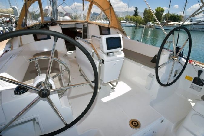 Jeanneau Sun Odyssey 389 | Parrot