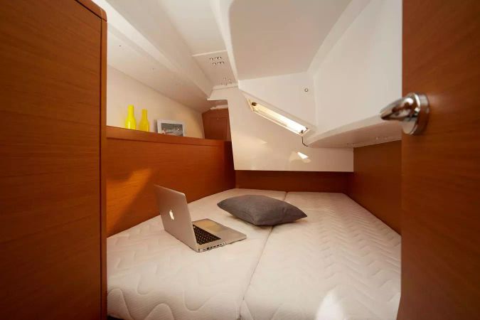 Jeanneau Sun Odyssey 349 | Mon Amour