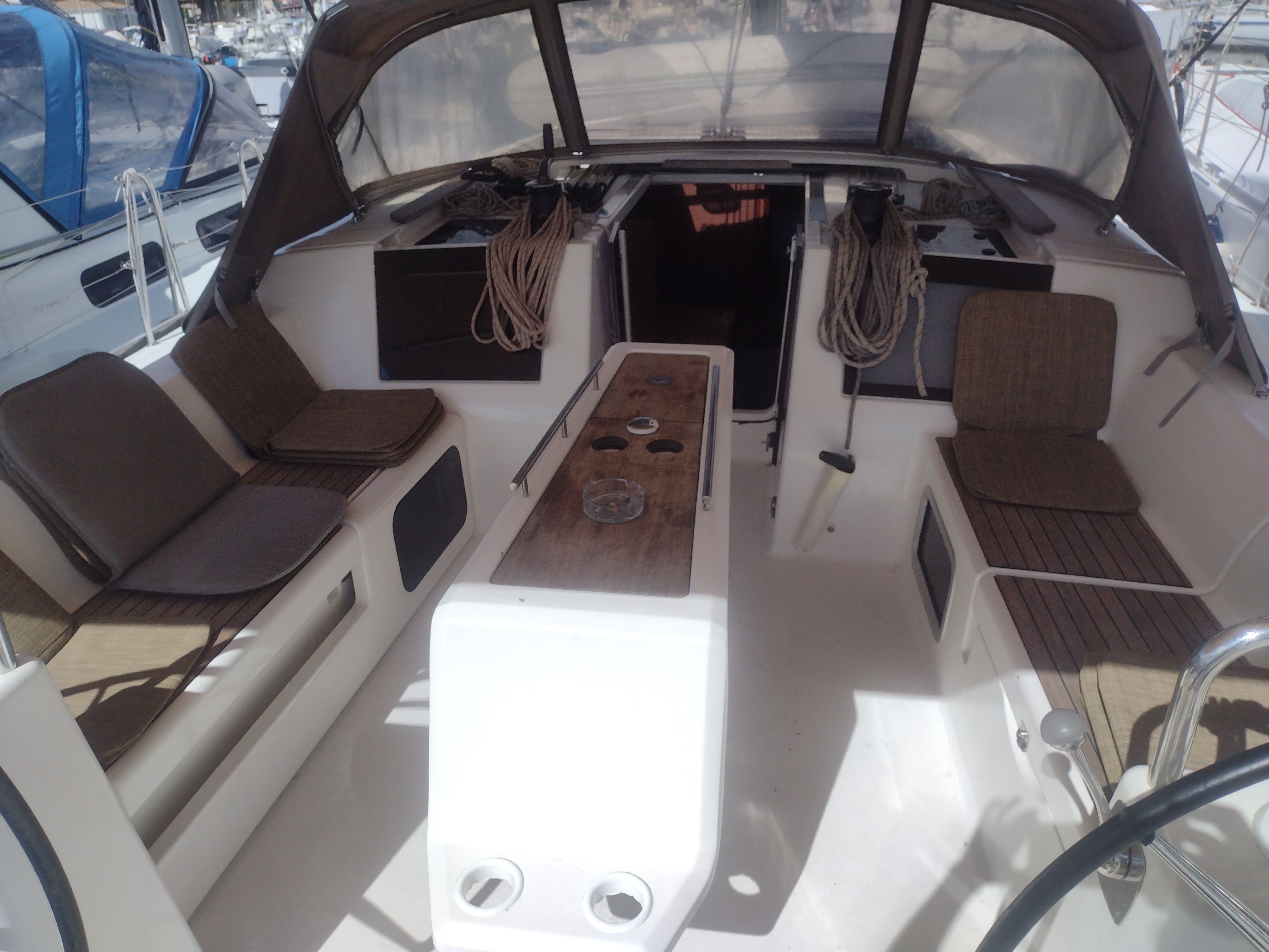 Dufour 460 GL | Woodpecker