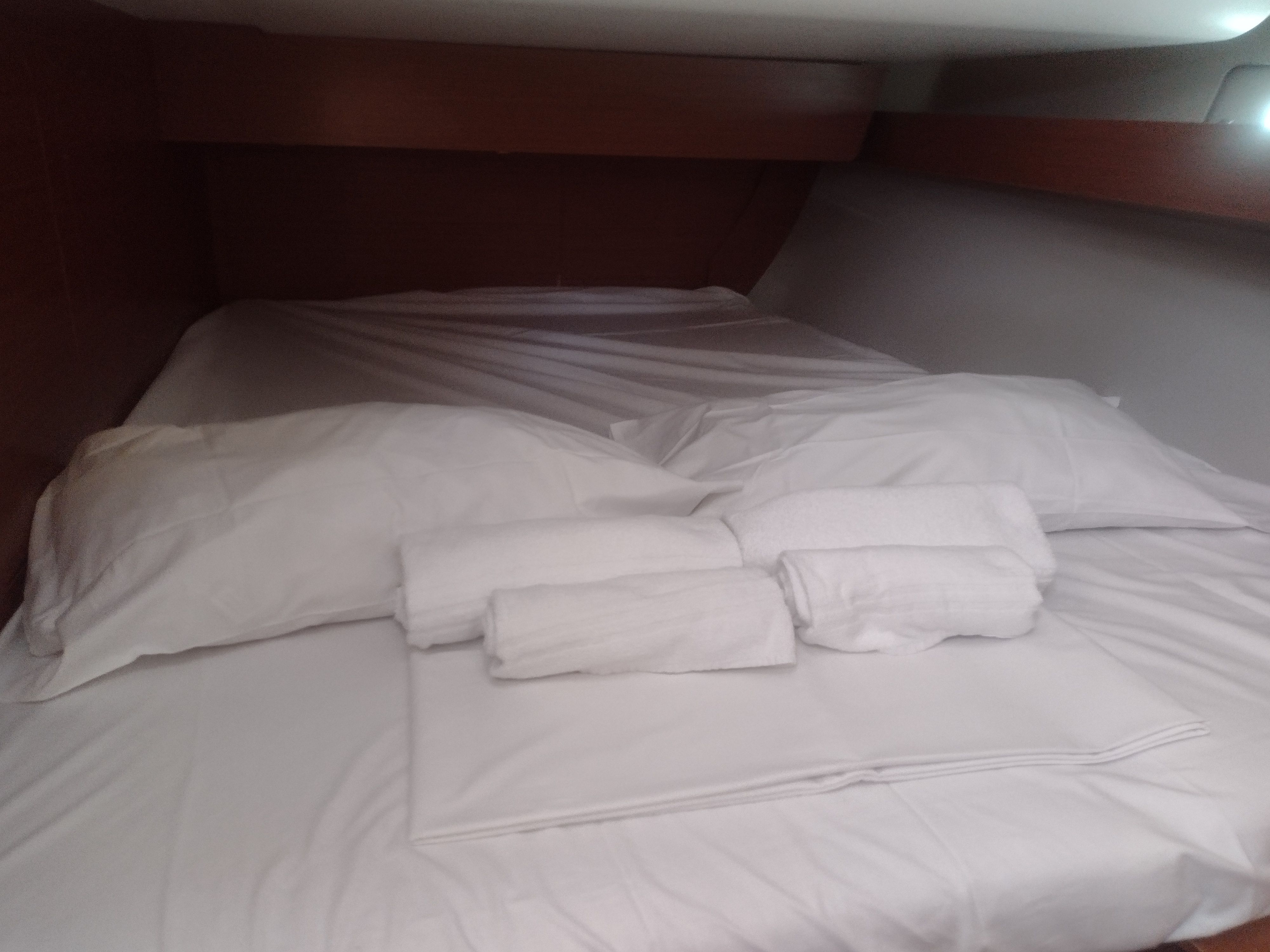 Dufour 460 GL | Woodpecker