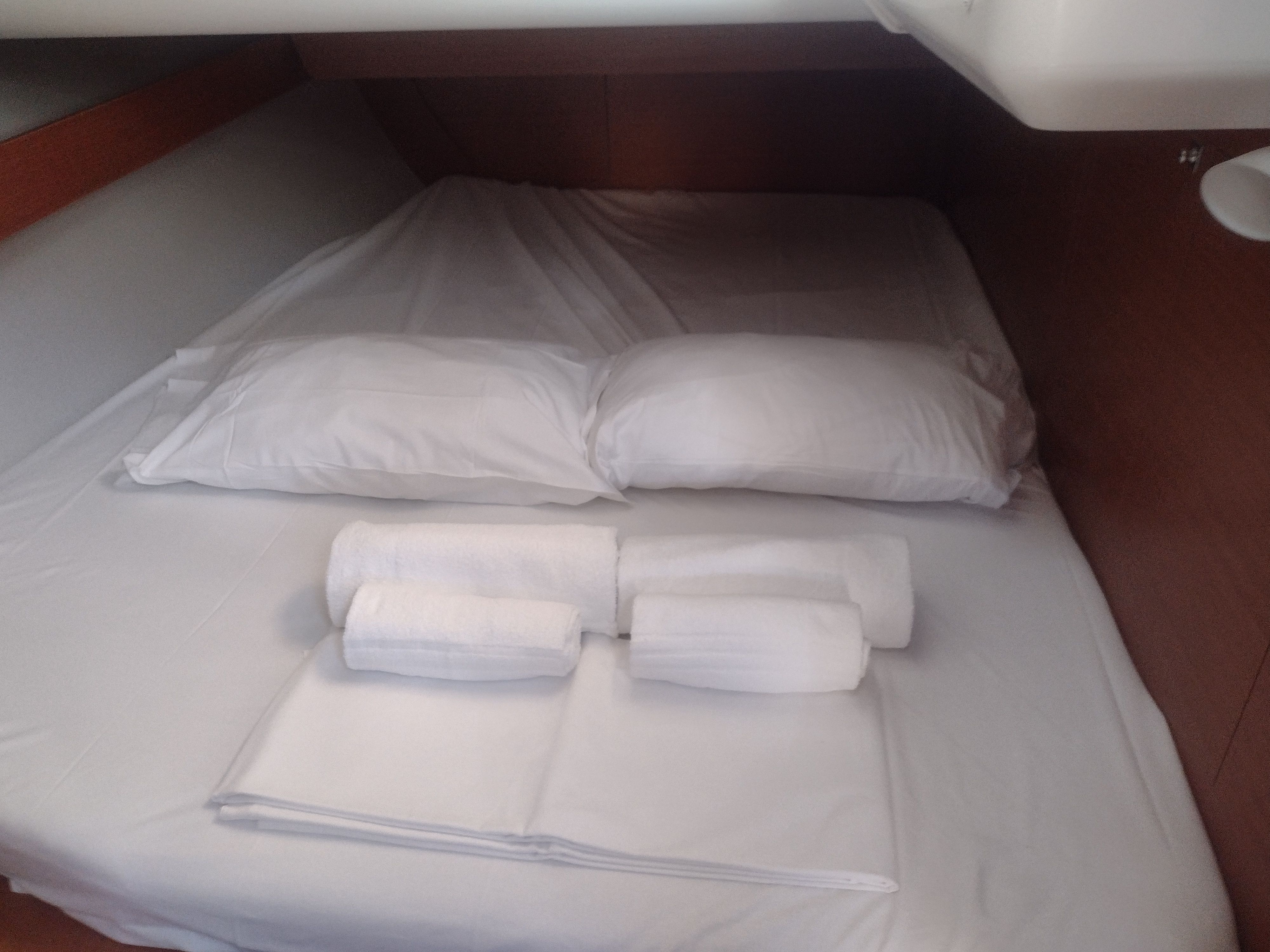 Dufour 460 GL | Woodpecker