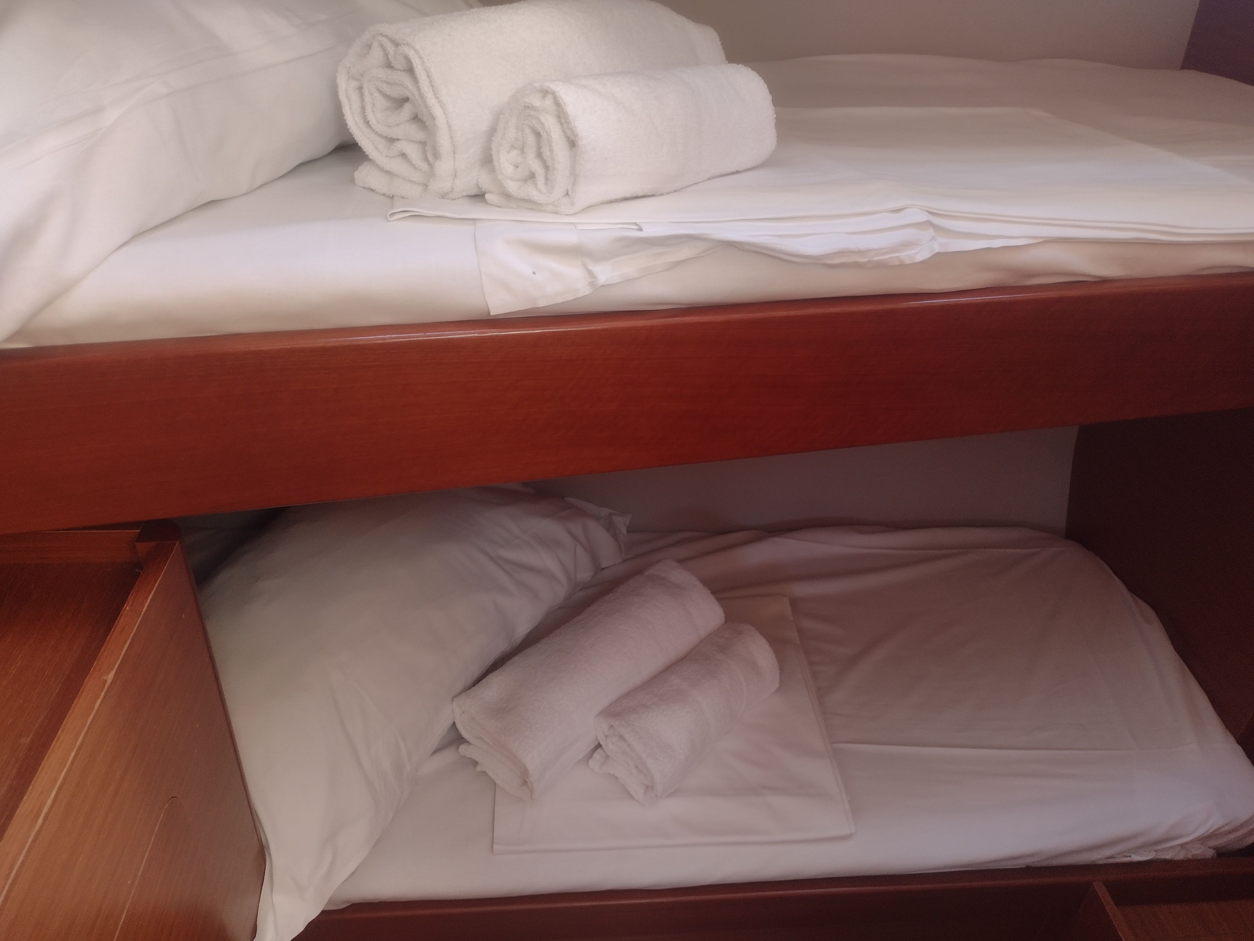 Dufour 460 GL | Woodpecker