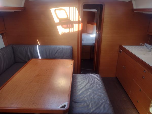 Dufour 460 GL | Woodpecker