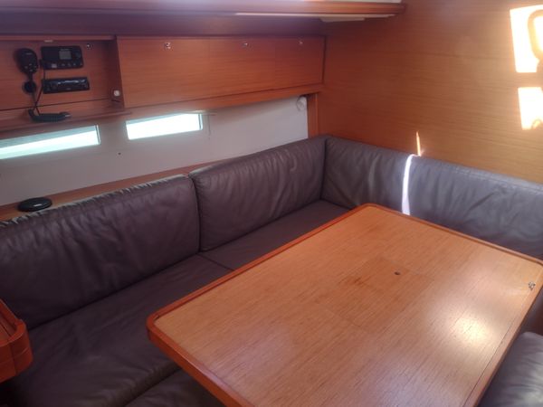 Dufour 460 GL | Woodpecker