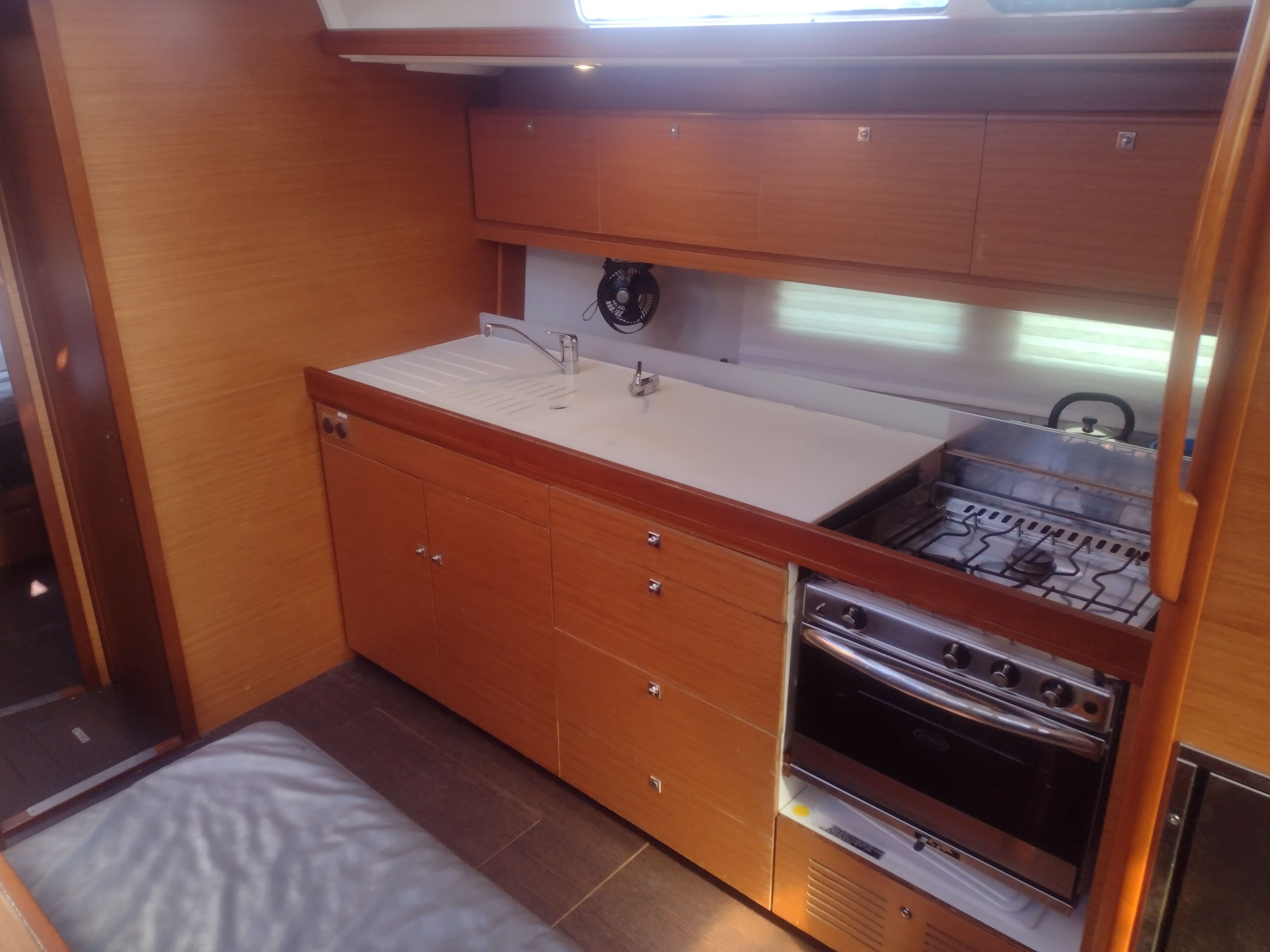 Dufour 460 GL | Woodpecker