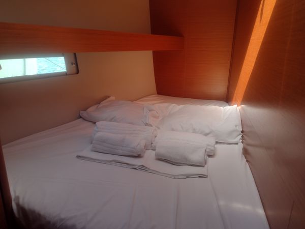 Dufour 460 GL | Woodpecker