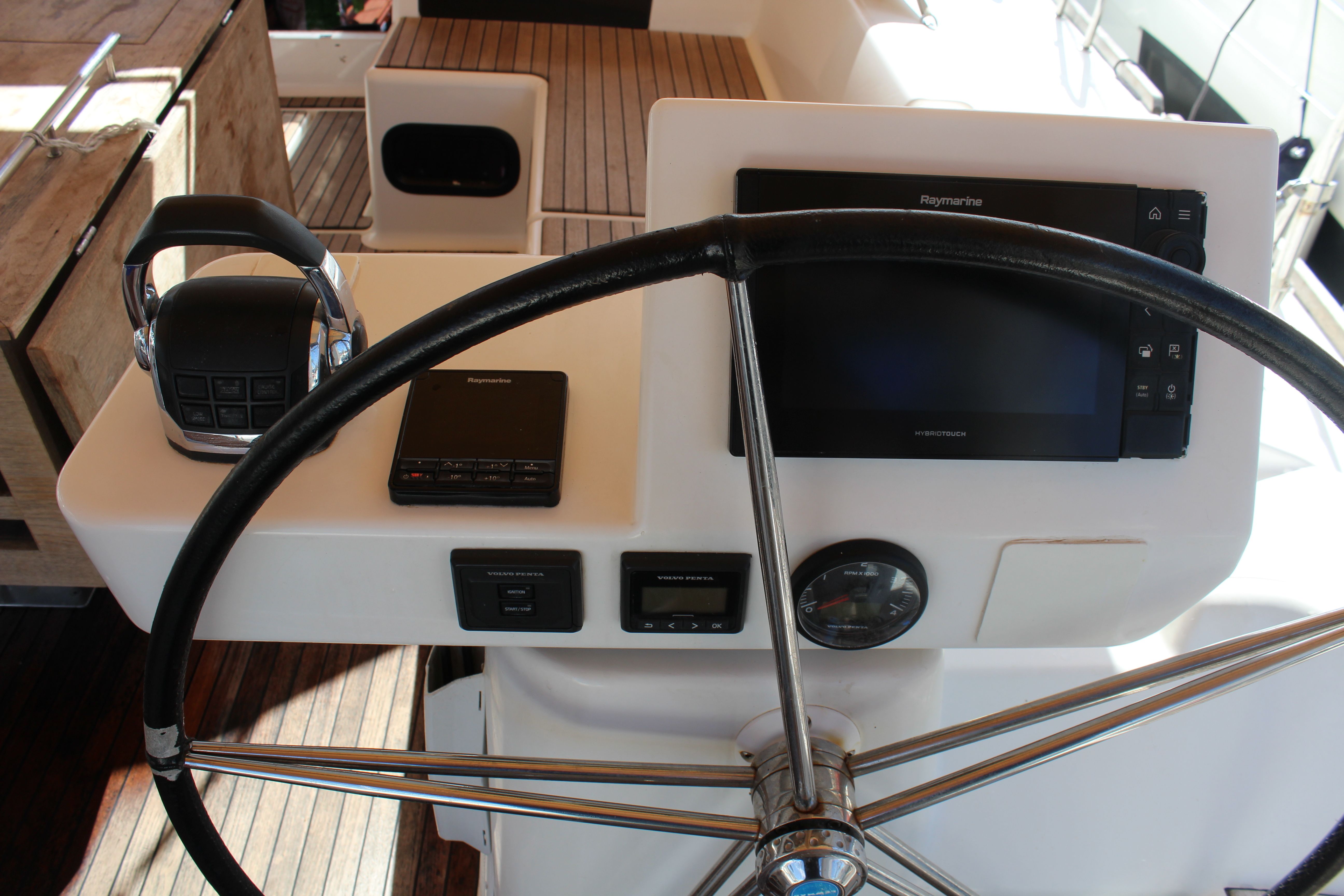 Dufour 520 GL | Cormorant