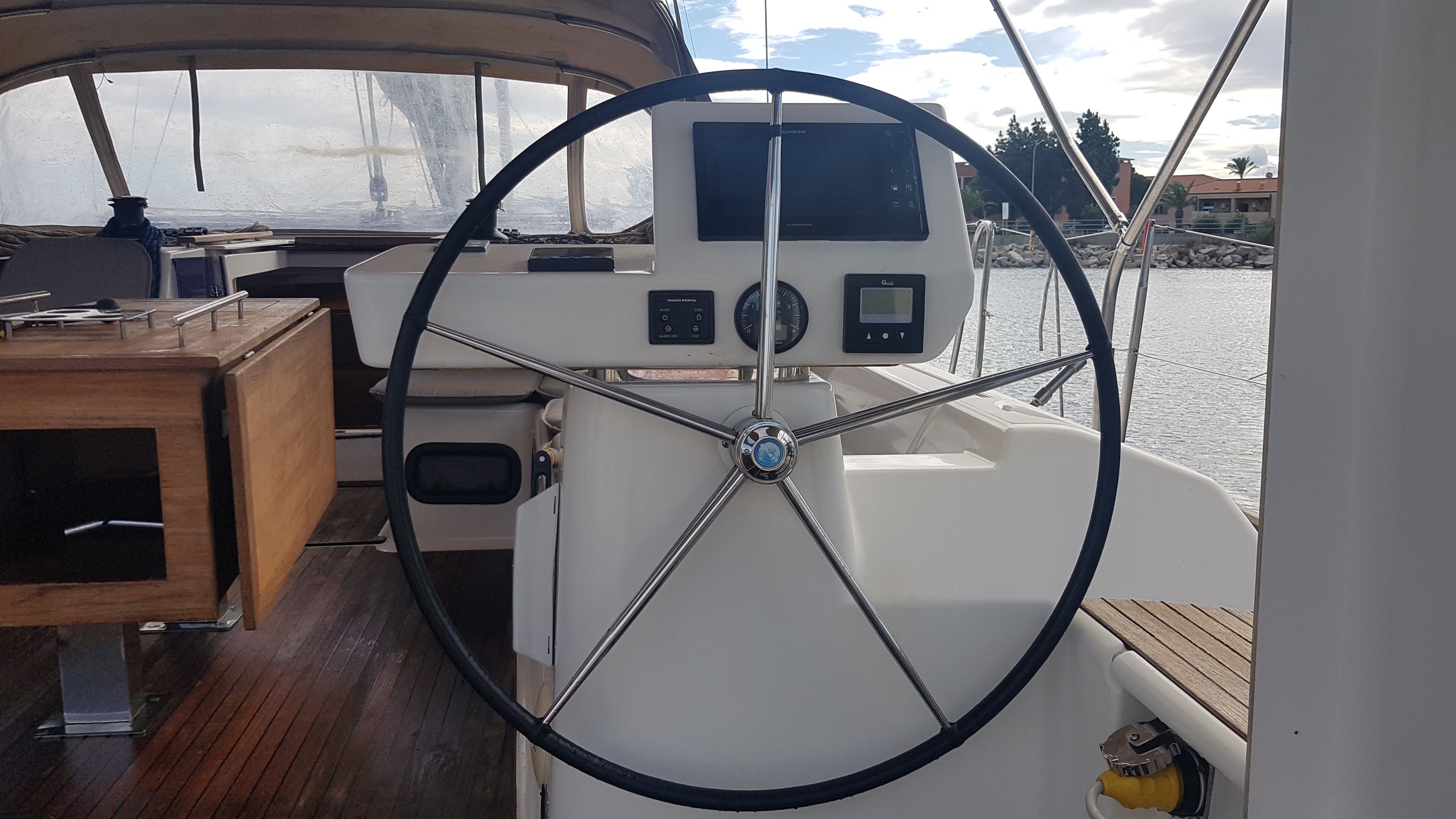 Dufour 520 GL | Hawk