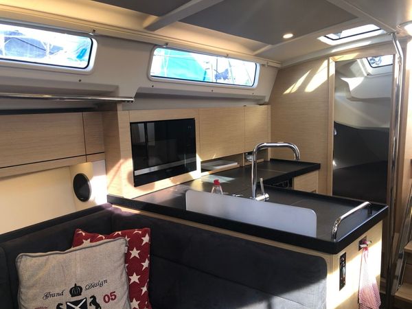 Hanse 388 | Bristol Queen 3