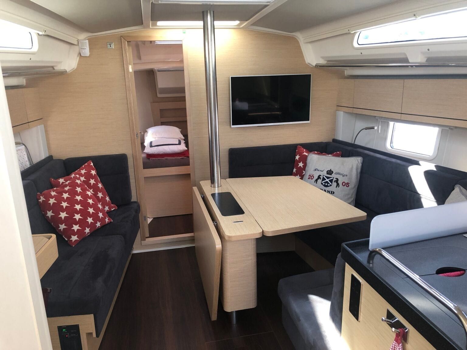 Hanse 388 | Bristol Queen 3