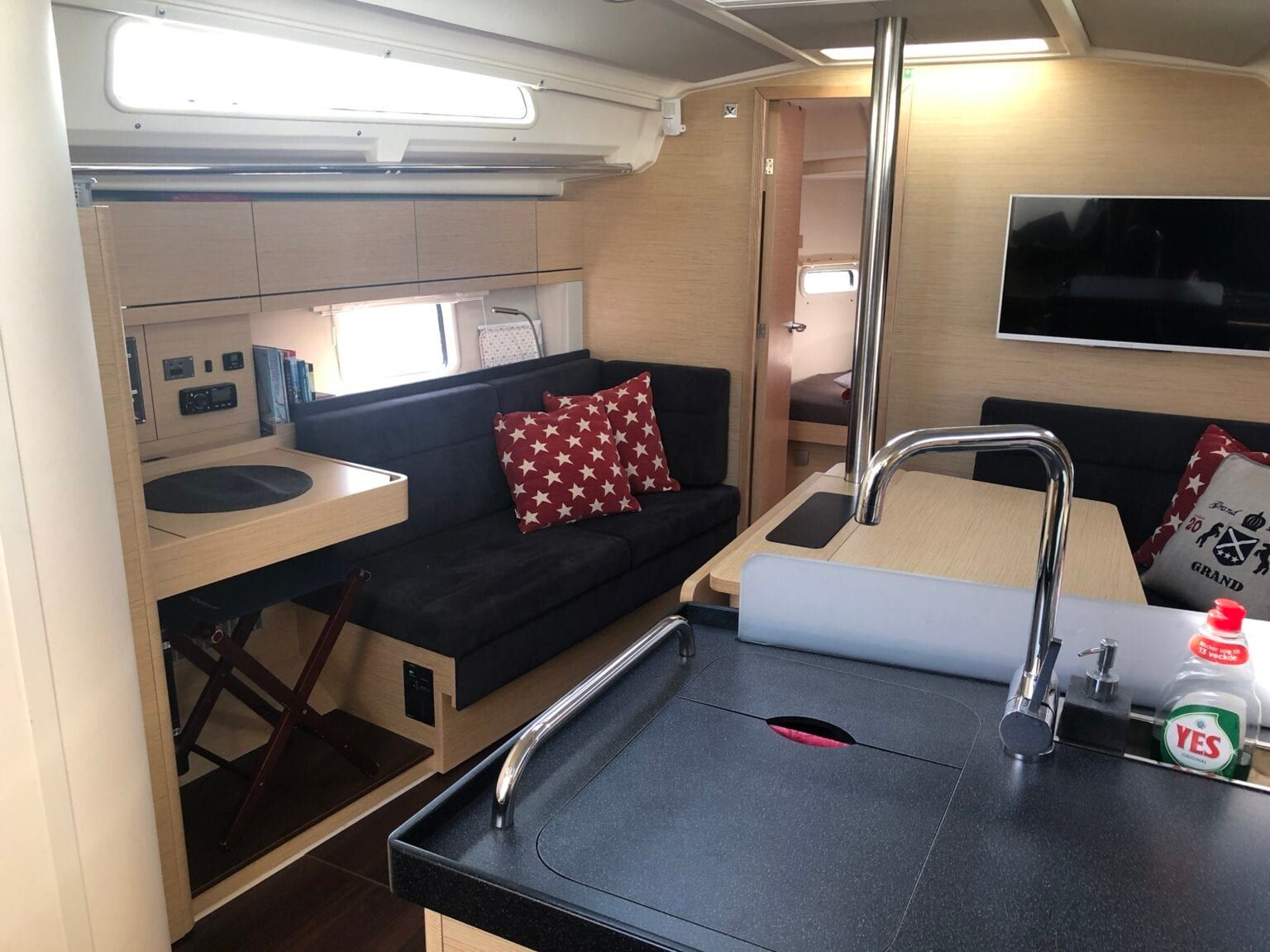 Hanse 388 | Bristol Queen 3