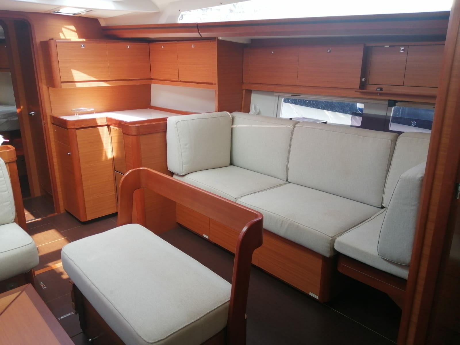 Dufour 520 GL | Moscow Mule