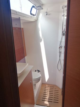 Dufour 520 GL | Moscow Mule