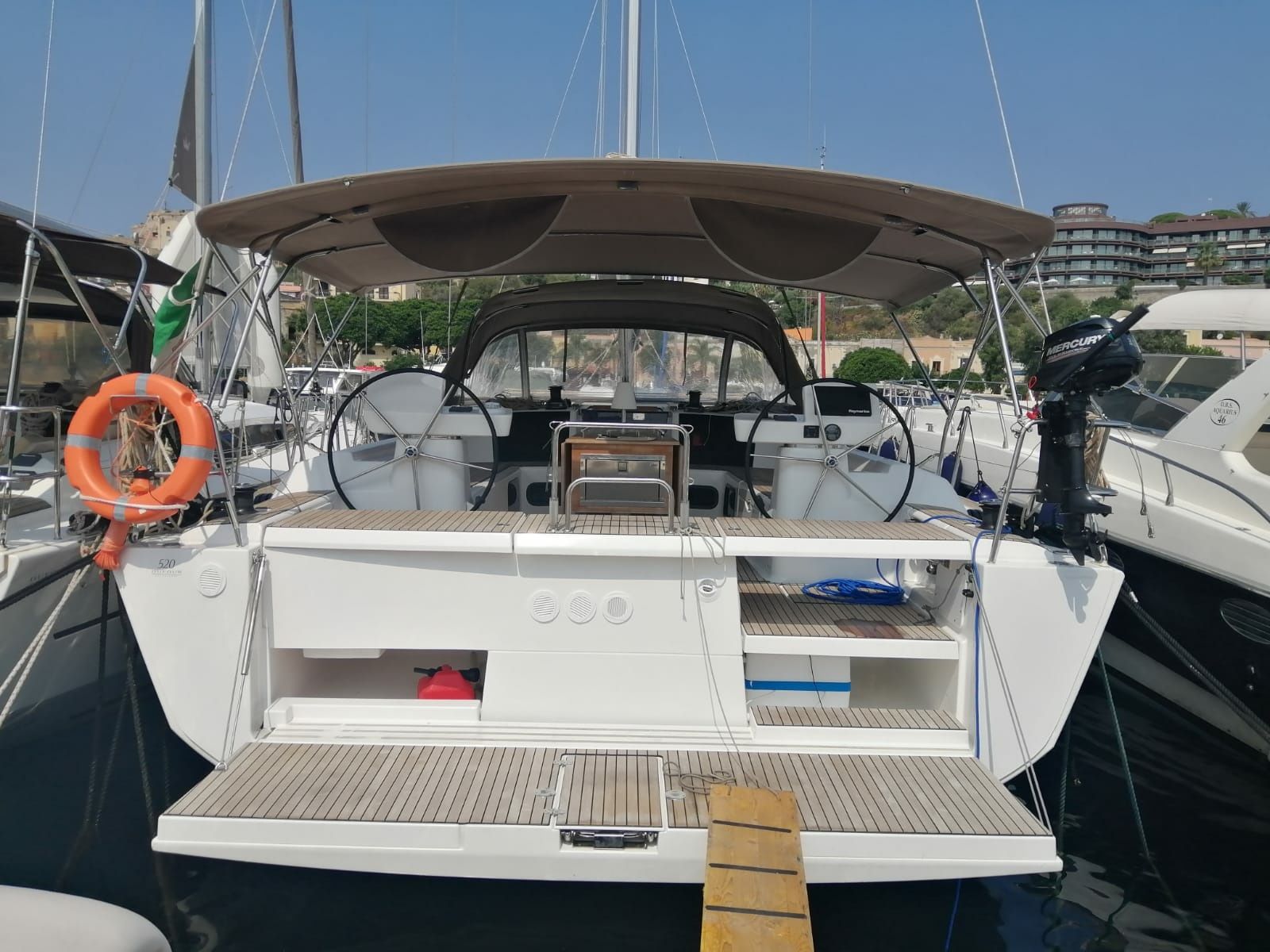 Dufour 520 GL | Moscow Mule