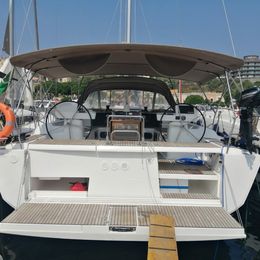 Dufour 520 GL | Moscow Mule