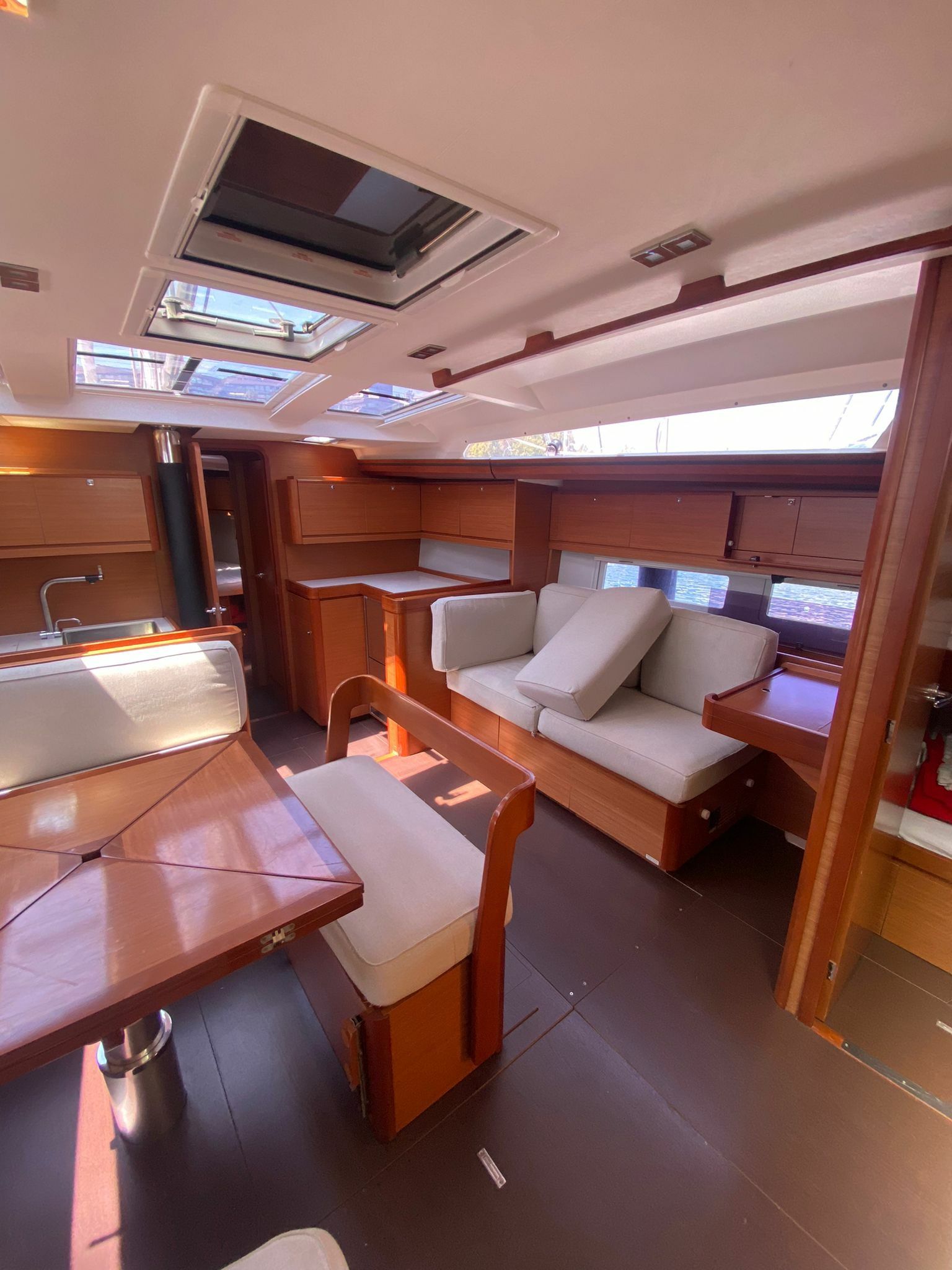 Dufour 520 GL | Moscow Mule