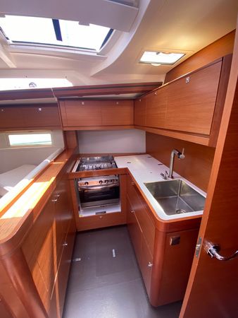 Dufour 520 GL | Moscow Mule