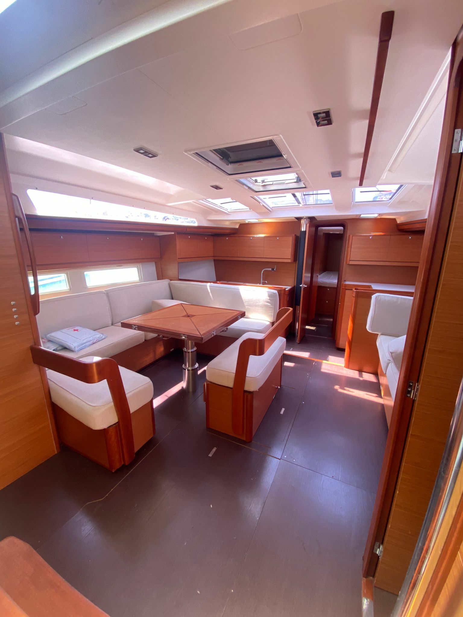 Dufour 520 GL | Moscow Mule