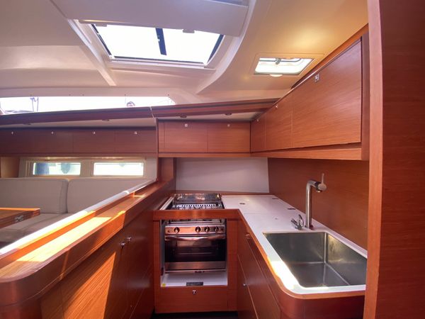 Dufour 520 GL | Moscow Mule