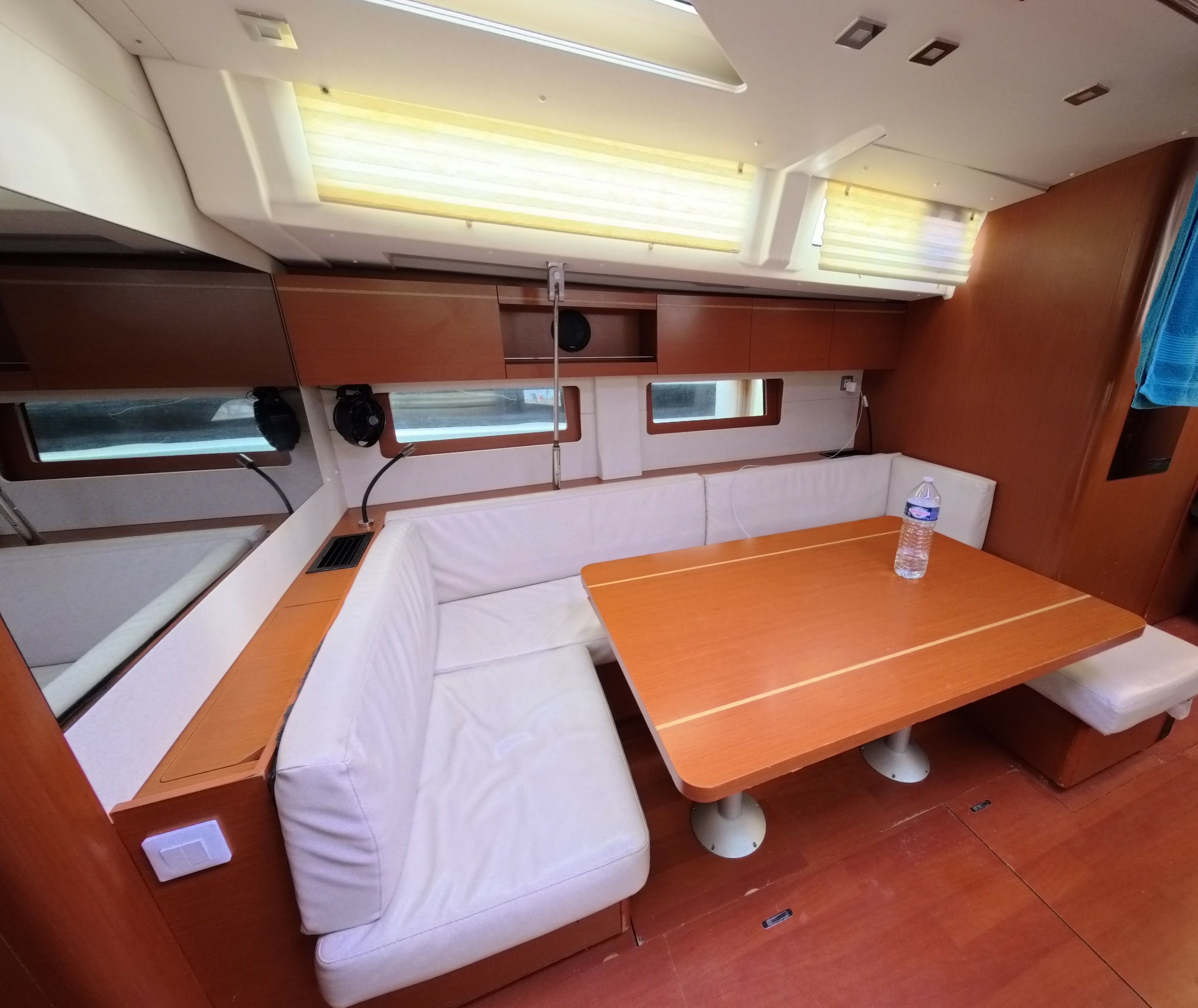 Beneteau Oceanis 51 | Modrian