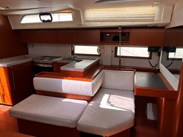 Beneteau Oceanis 51 | Modrian