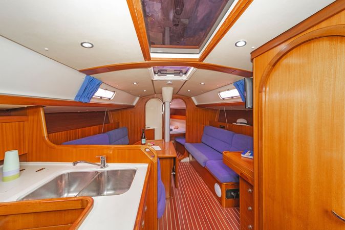 Salona 40 | Vira