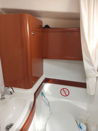 Beneteau Oceanis 40 | Horitzo 4