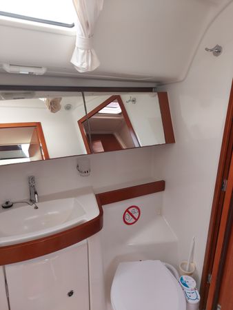 Beneteau Oceanis 40 | Horitzo 4