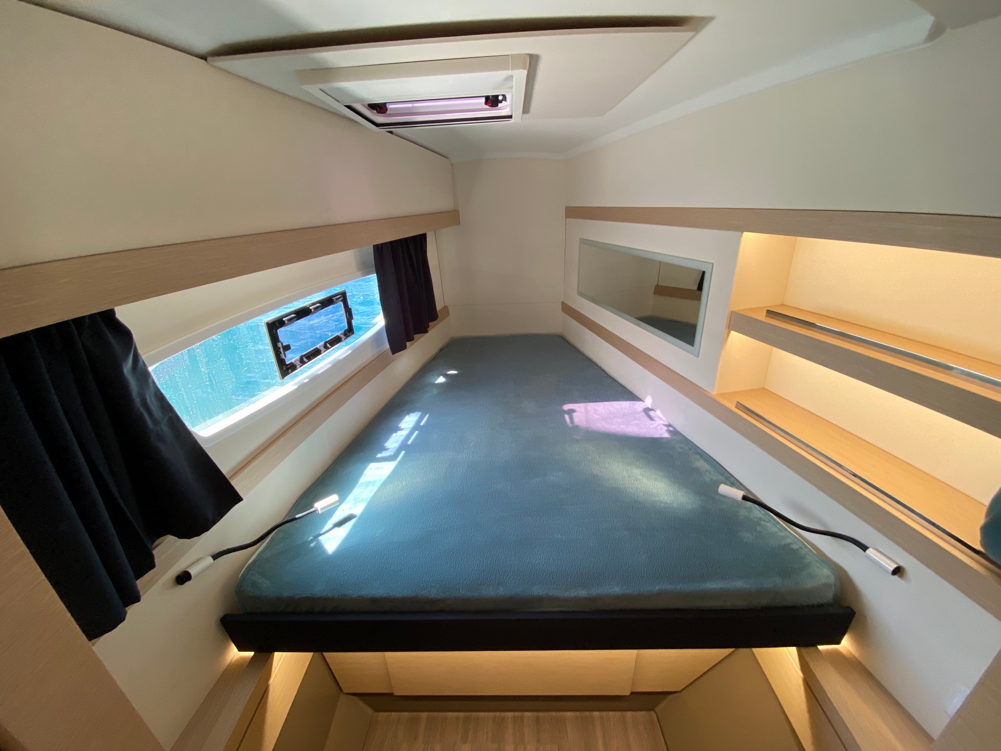 Fountaine Pajot Lucia 40 | Papaya