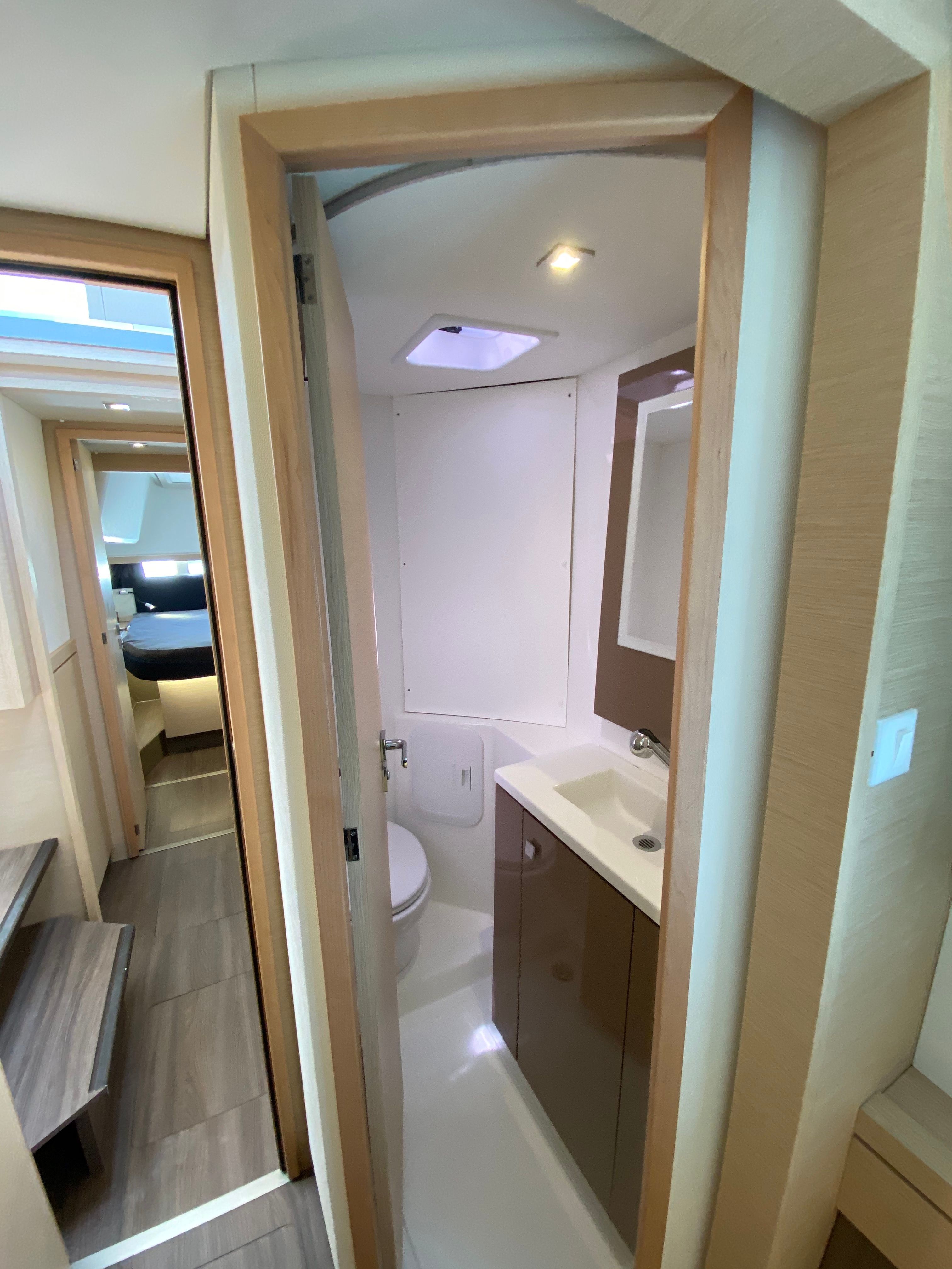 Fountaine Pajot Lucia 40 | Papaya