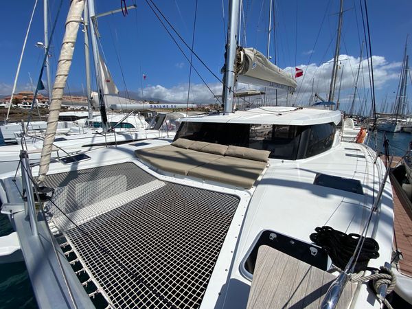 Fountaine Pajot Lucia 40 | Papaya
