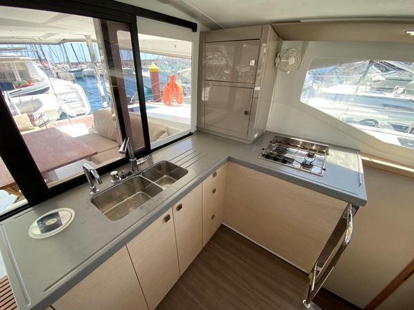 Fountaine Pajot Lucia 40 | Papaya