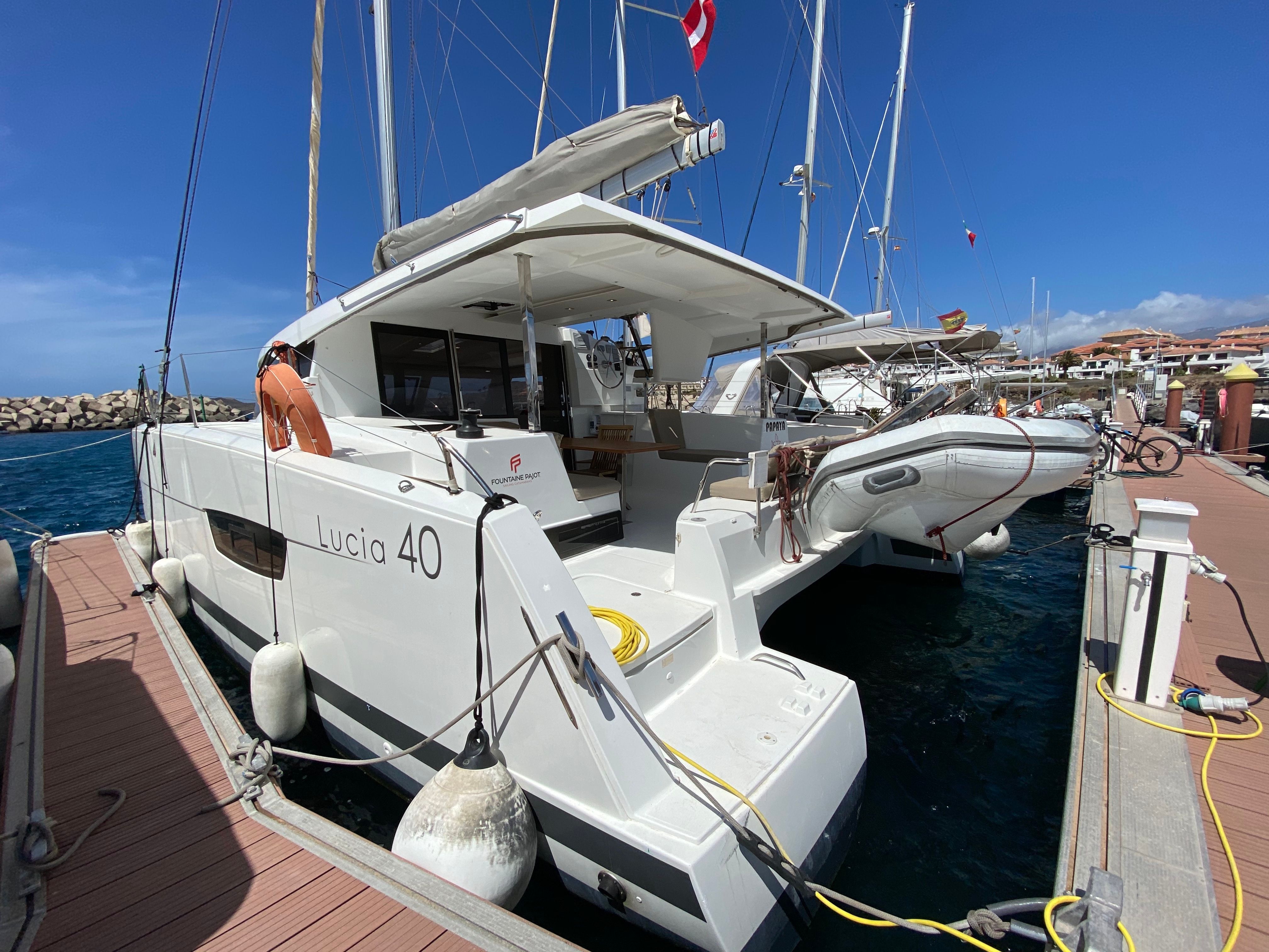 Fountaine Pajot Lucia 40 | Papaya