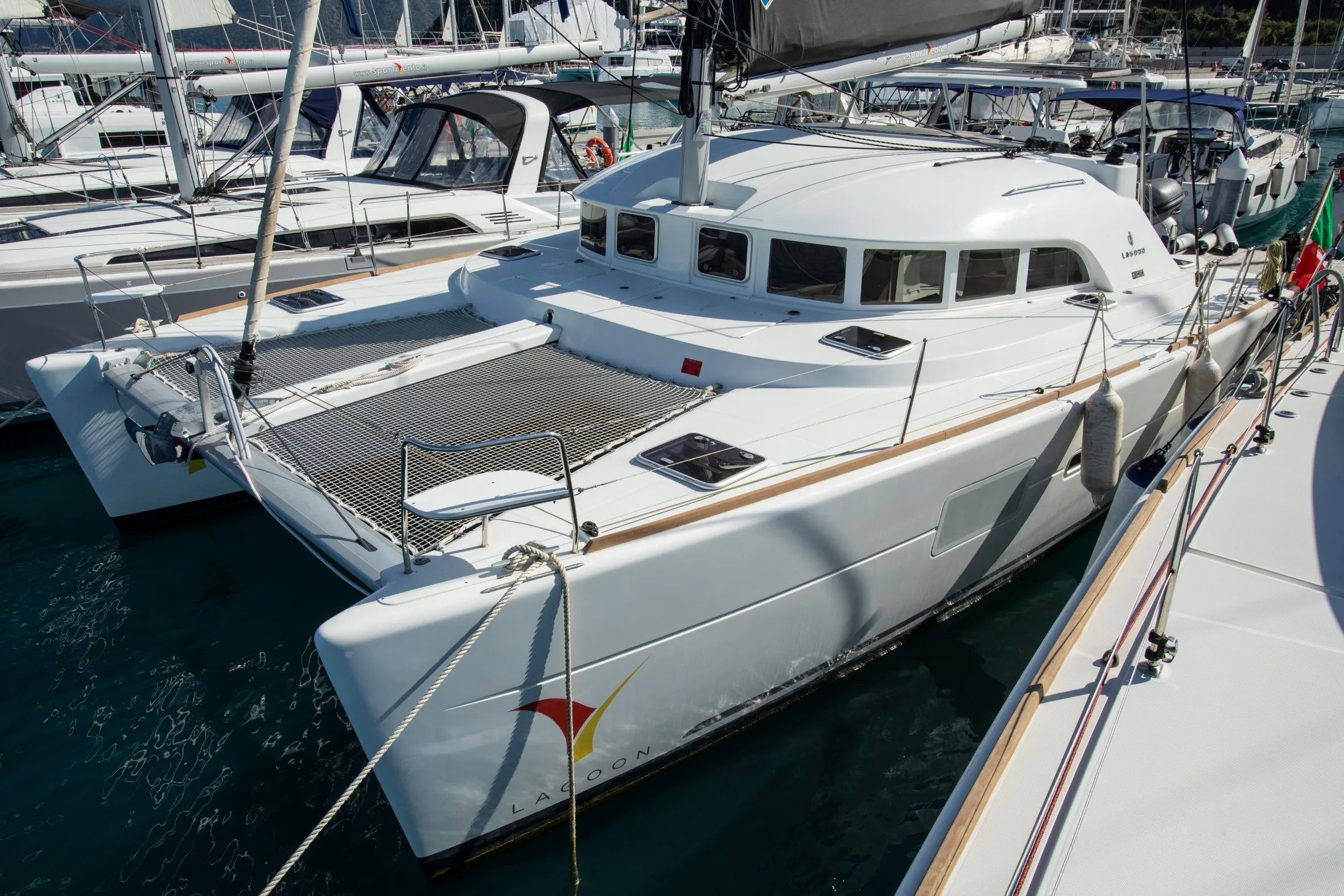 Lagoon 380 S2 | Ploto