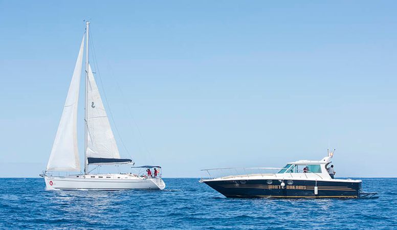 Beneteau Cyclades 50 | White Sea