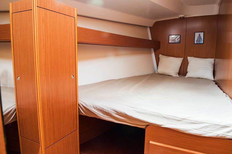 Beneteau Cyclades 50 | White Sea