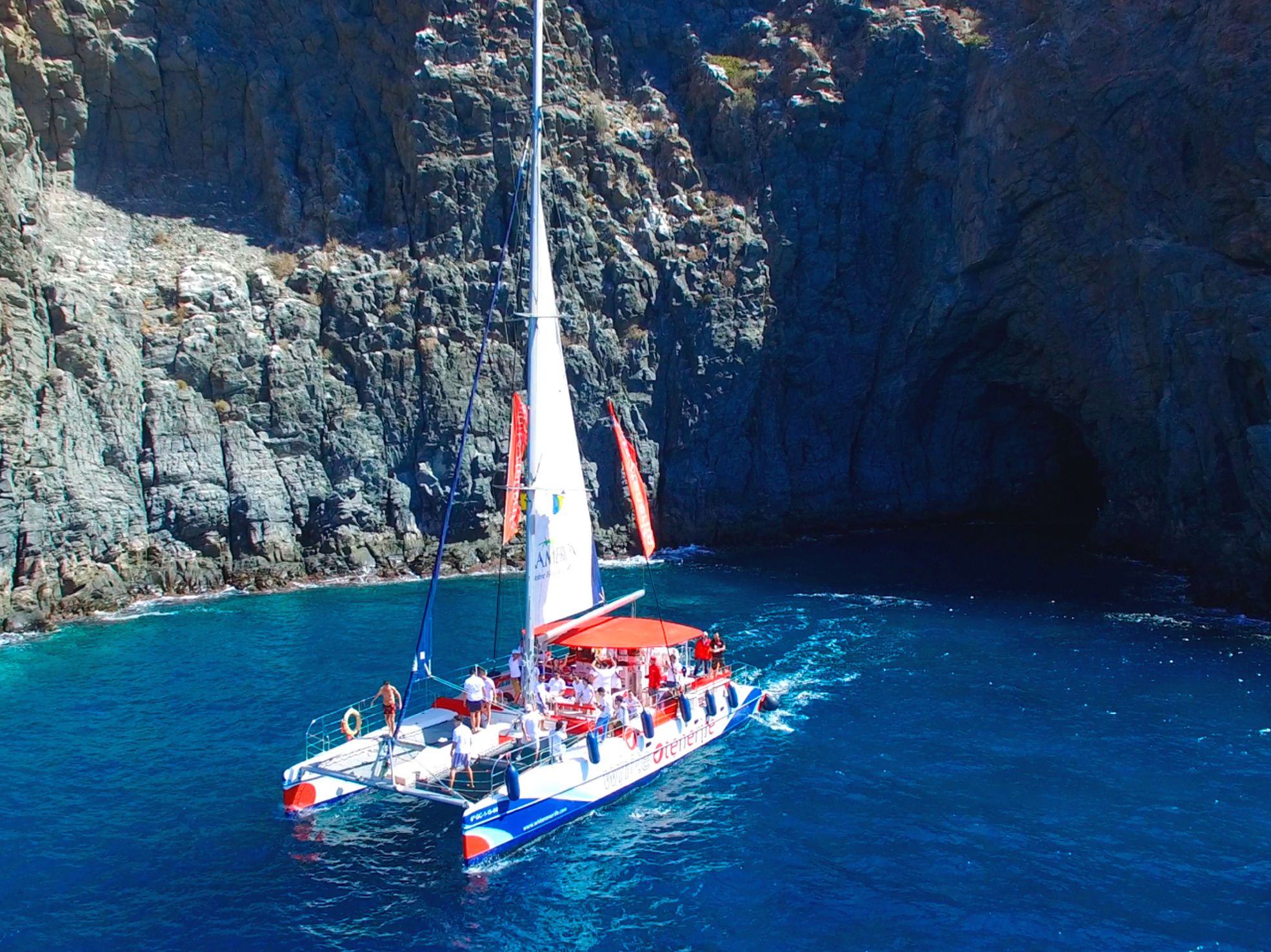 Fountaine Pajot Eleuthera 60 | White Paradise Cat