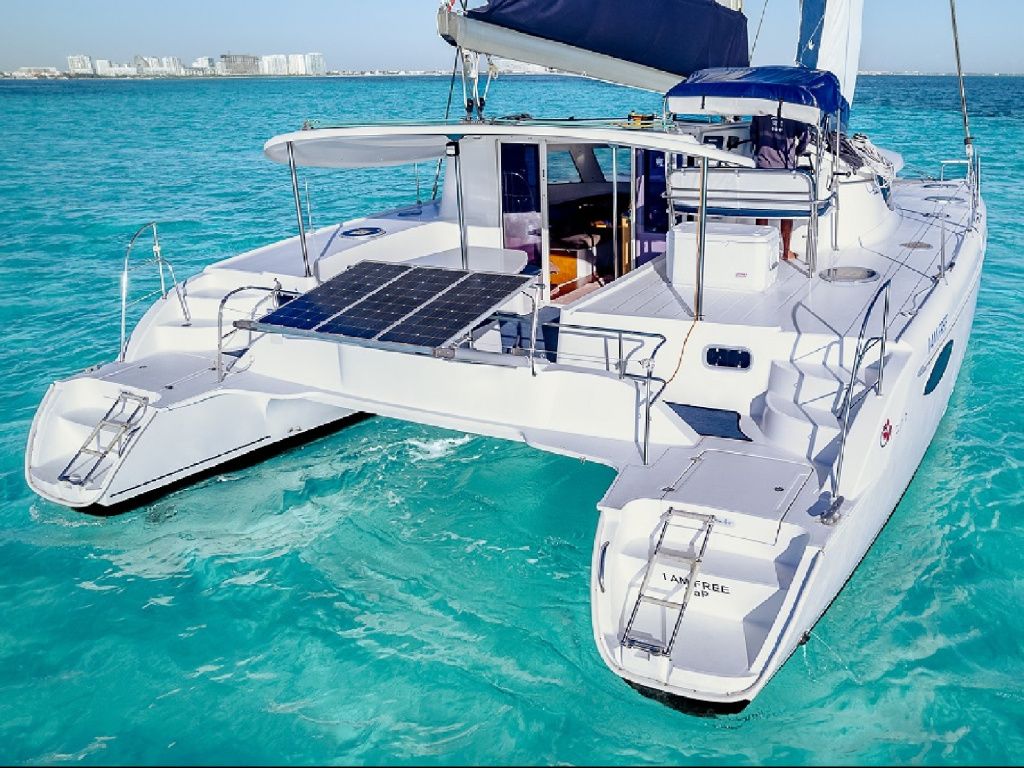 Fountaine Pajot Orana 44 | I Am Free